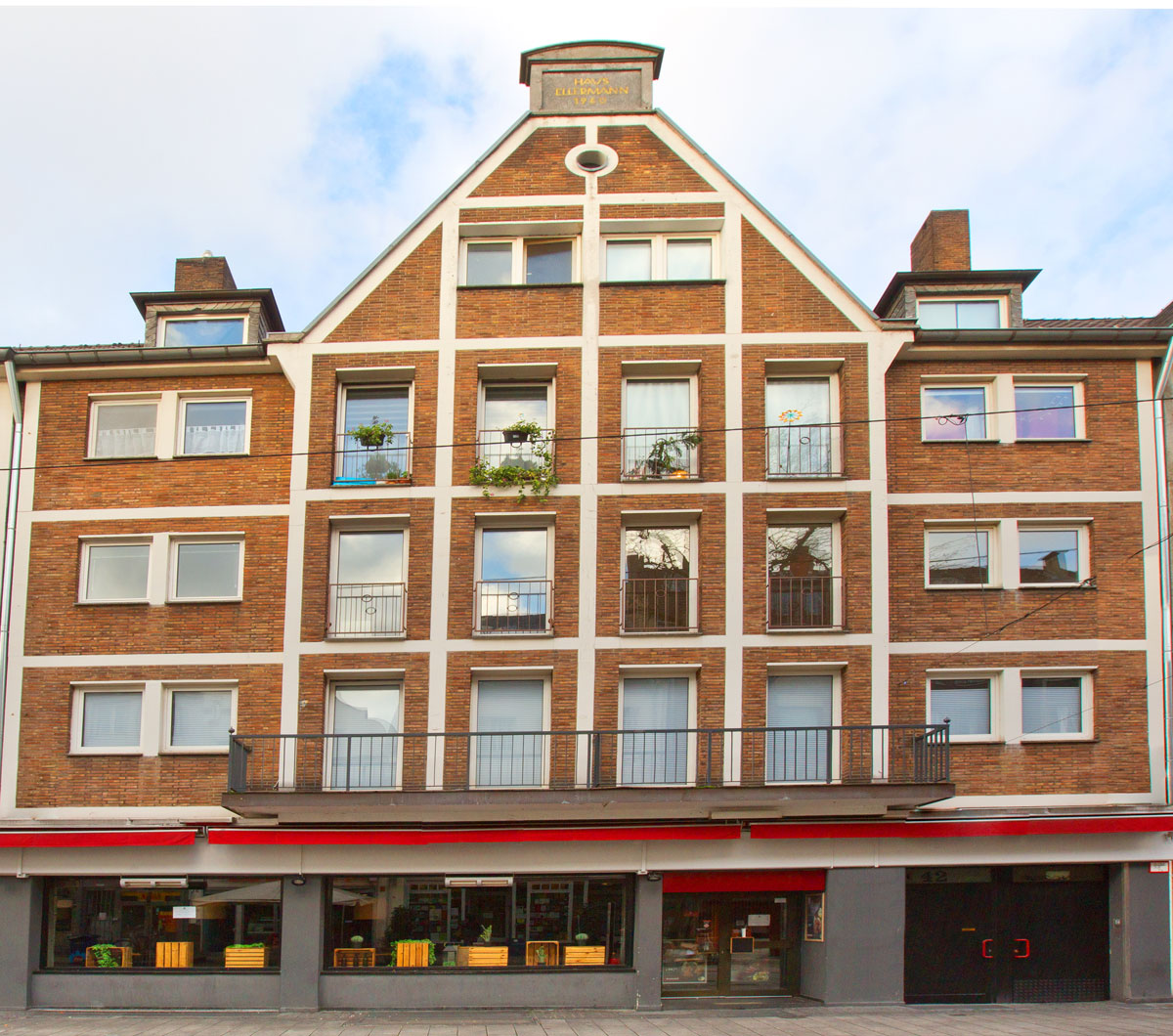 Opazo Immobilien Gewerbeimmobilie